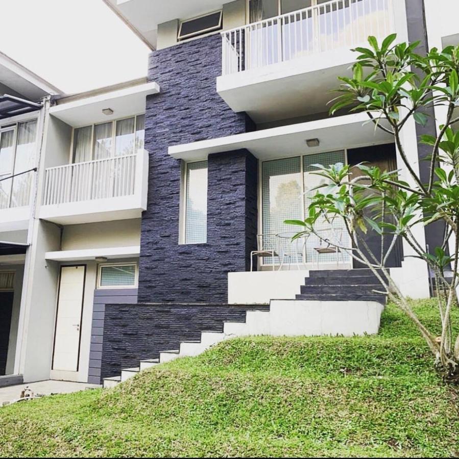 Imah Dago Villa - Budget Staycation Villa In Bandung Buitenkant foto